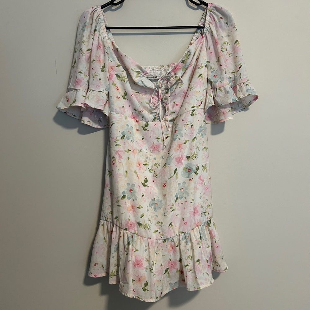 Abercrombie & Fitch Mini Dress - Pink Blue Flower pastel flowers keyhole flutter